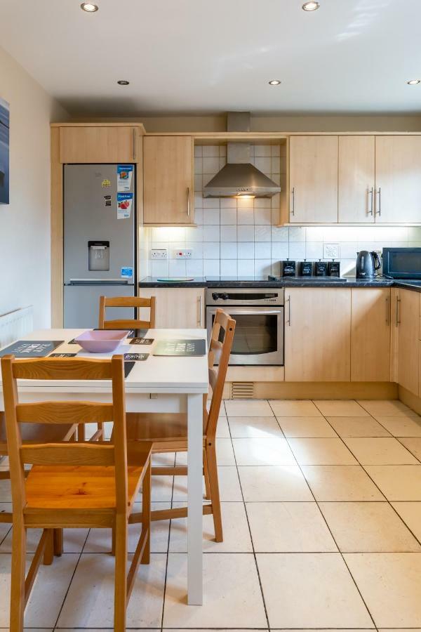 Newcastle City Centre Spacious Town House Free Parking And Wifi Экстерьер фото