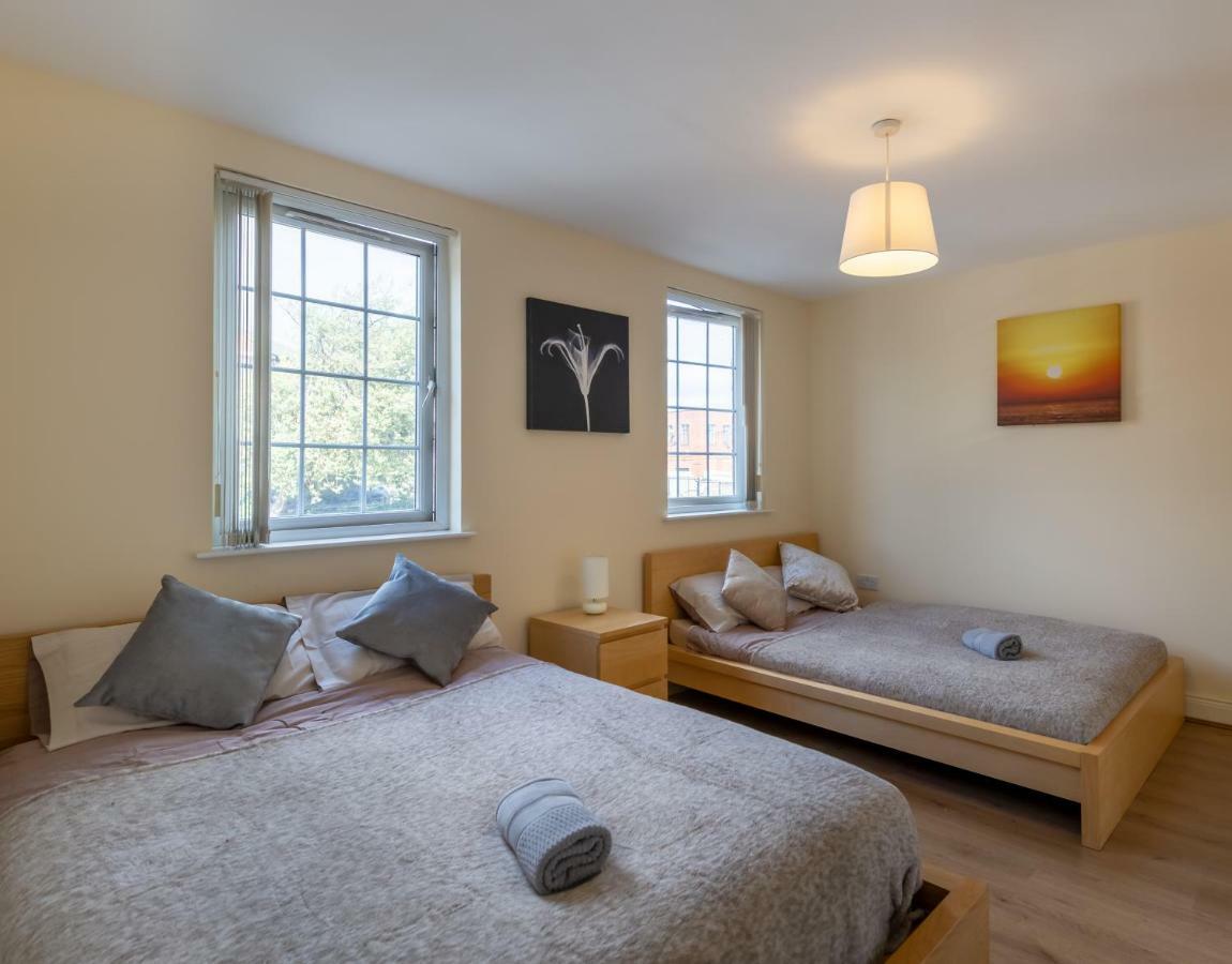 Newcastle City Centre Spacious Town House Free Parking And Wifi Экстерьер фото
