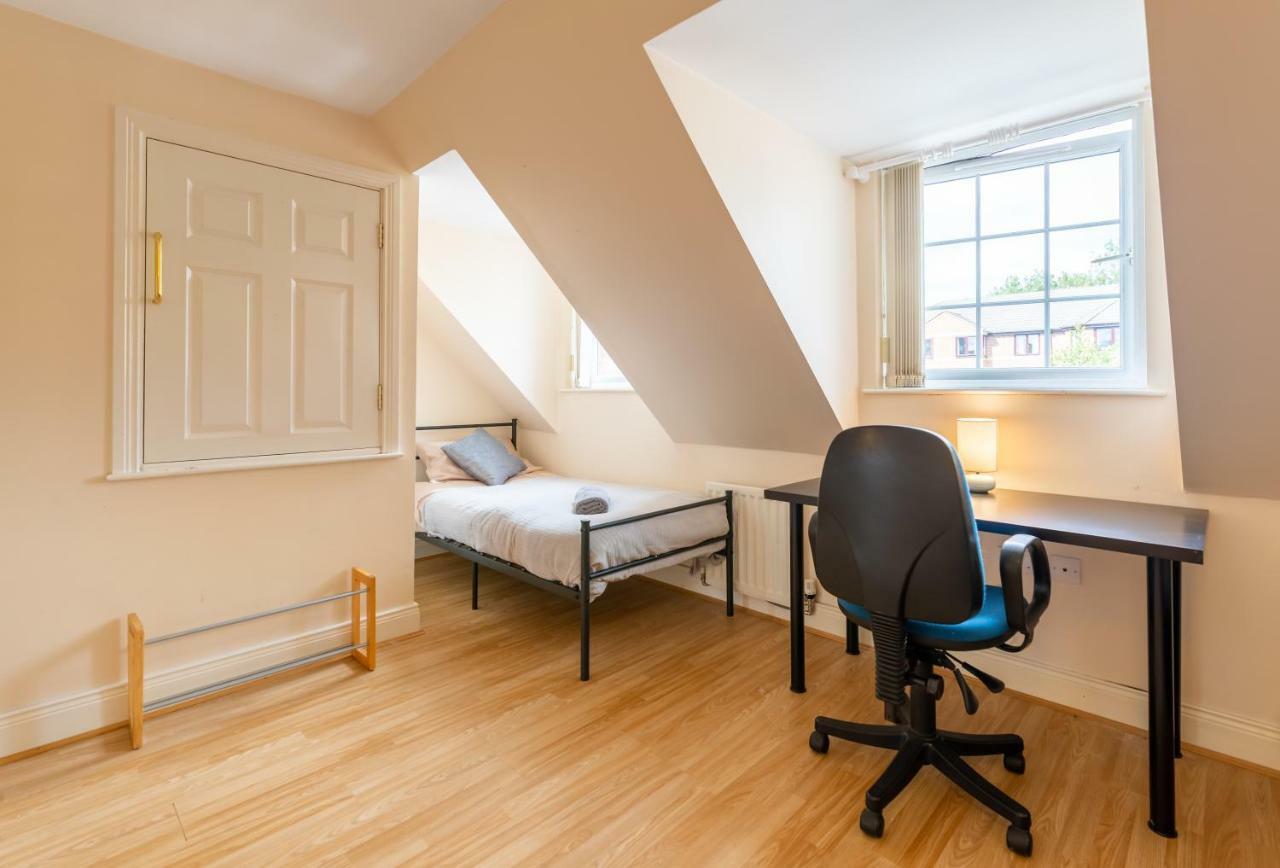 Newcastle City Centre Spacious Town House Free Parking And Wifi Экстерьер фото